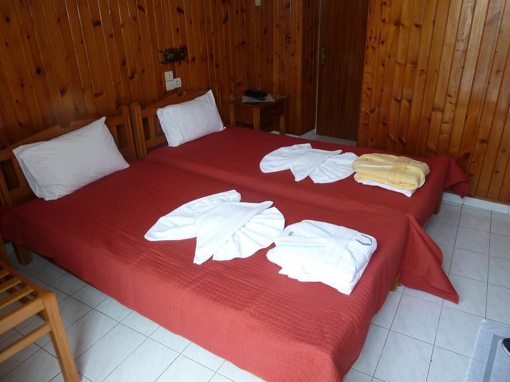 Hotel Dolphin Pythagoreio  Room photo