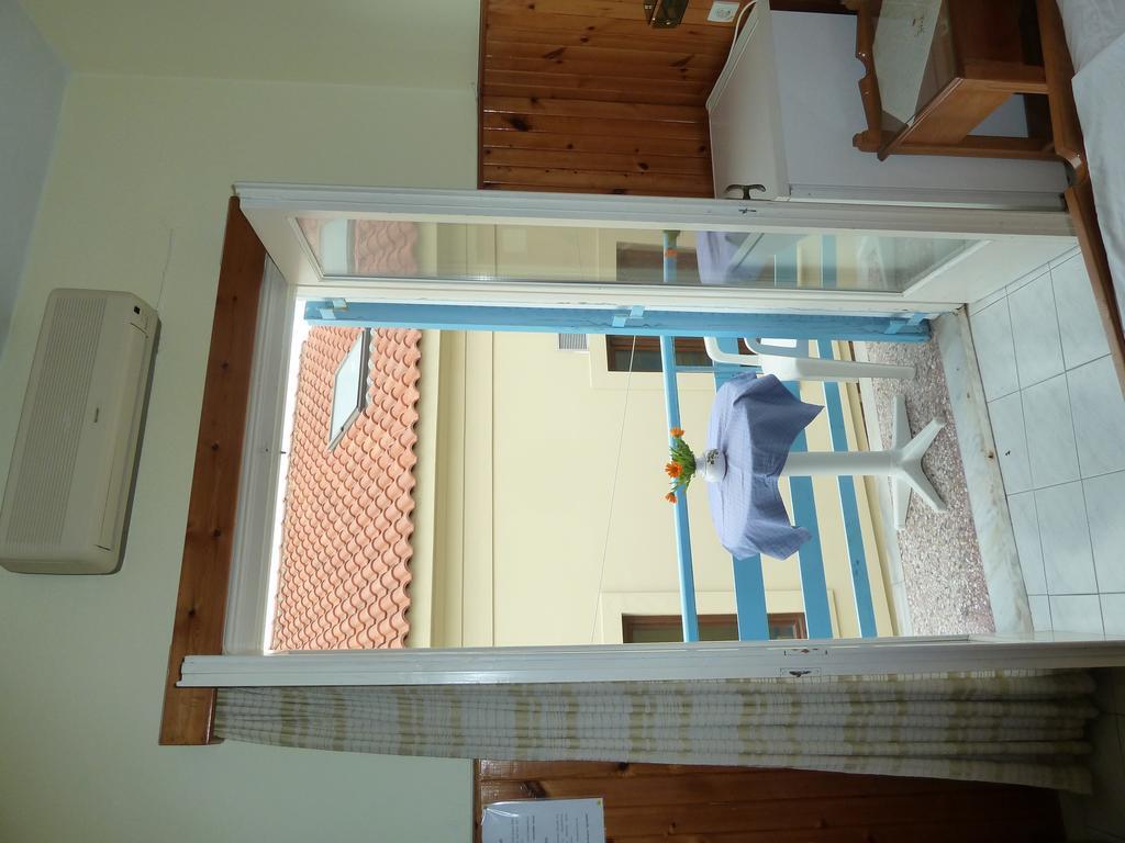 Hotel Dolphin Pythagoreio  Room photo