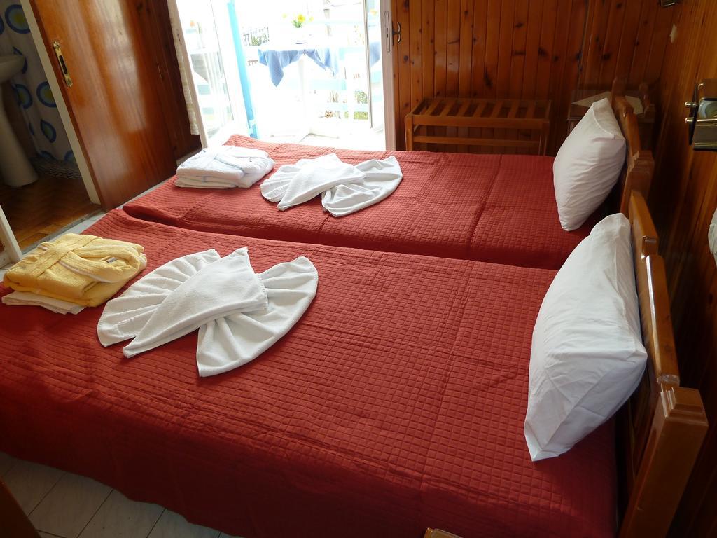 Hotel Dolphin Pythagoreio  Room photo