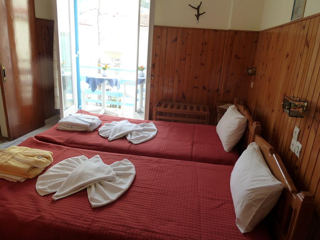 Hotel Dolphin Pythagoreio  Room photo